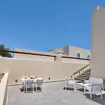 Sienna Eco Fira (Santorini)