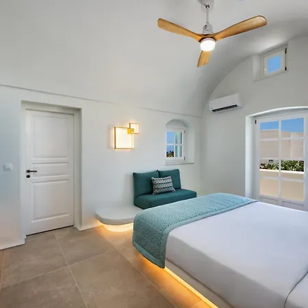 Villa Sienna Eco Fira (Santorini)
