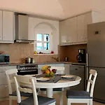 Villa Sienna Eco Fíra