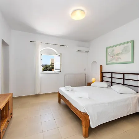 Villa Sienna Eco Fira (Santorini)