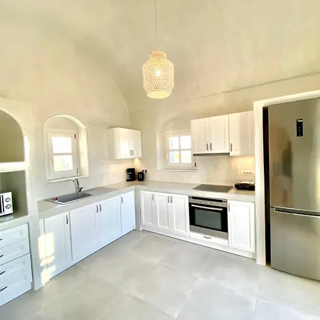 Sienna Eco Villa Fira (Santorini)