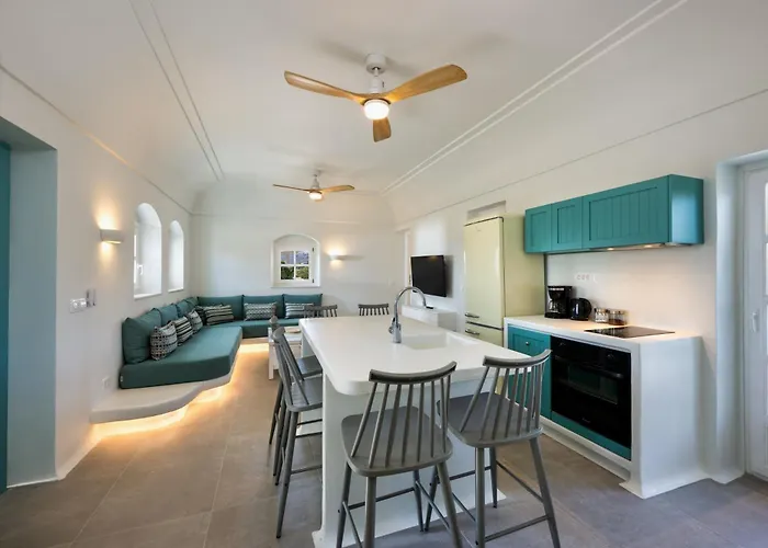 Villa Sienna Eco Fira (Santorini)