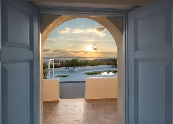 Villa Sienna Eco Fira (Santorini)