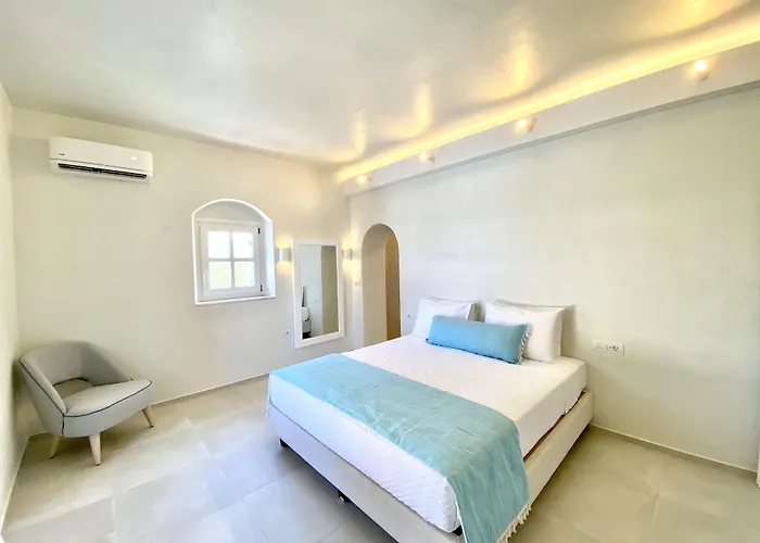 Villa Sienna Eco Fira (Santorini)