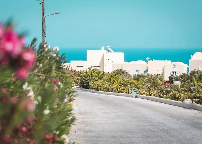 Villa Sienna Eco Fira (Santorini)