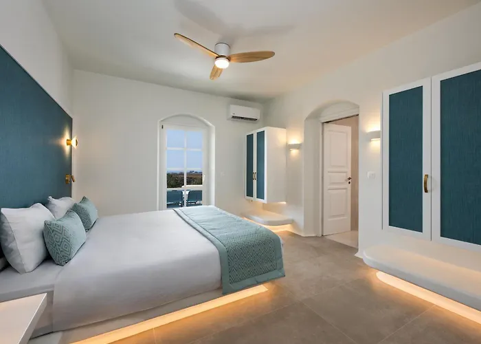 Sienna Eco Willa Fira (Santorini)